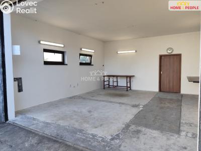 Pronájem skladového prostoru Praha-Březiněves, Vzdálená č. 3