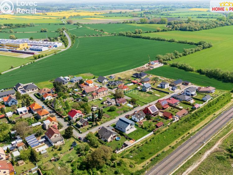 Продаж сімейного будинку Cerhenice, Antonína Hampla č. 1