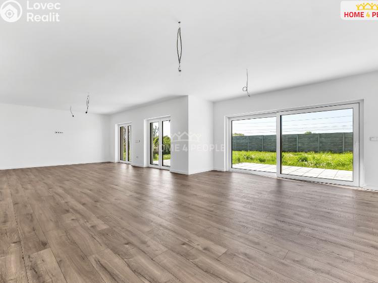 Продаж сімейного будинку Cerhenice, Antonína Hampla č. 13