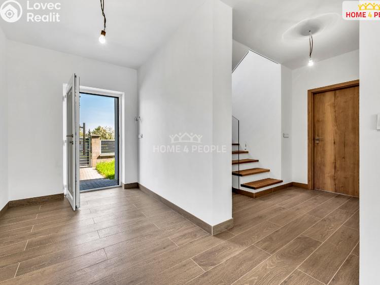 Продаж сімейного будинку Cerhenice, Antonína Hampla č. 22