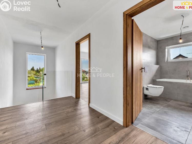 Продаж сімейного будинку Cerhenice, Antonína Hampla č. 27