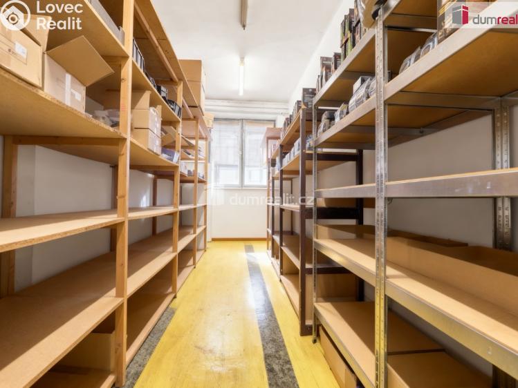 Prodej obchodního prostoru Ústí nad Labem, SNP č. 25