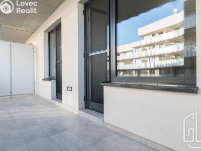 Pronájem bytu 2+KK Praha, Zvěřinova č. 3