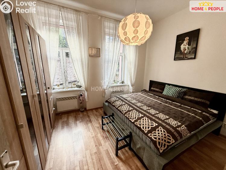 Pronájem bytu 3+KK Praha 8, Sokolovská č. 1