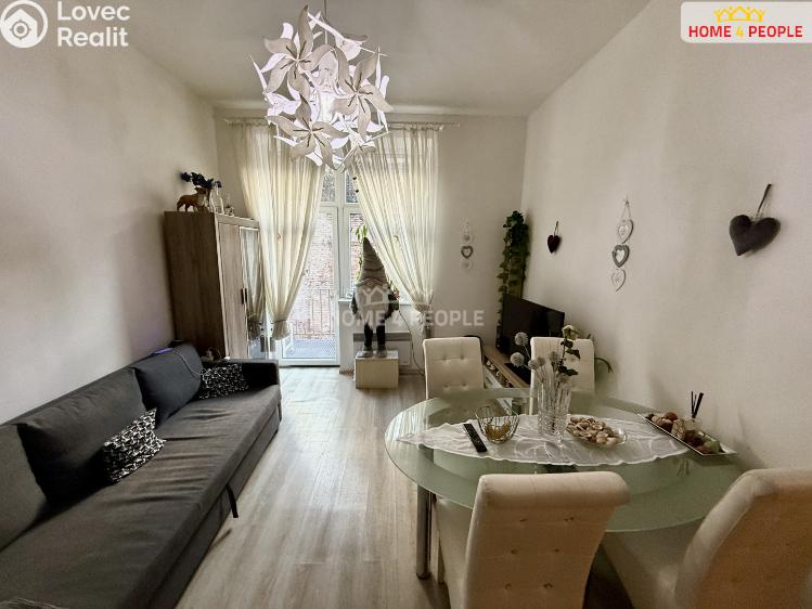 Pronájem bytu 3+KK Praha 8, Sokolovská č. 15