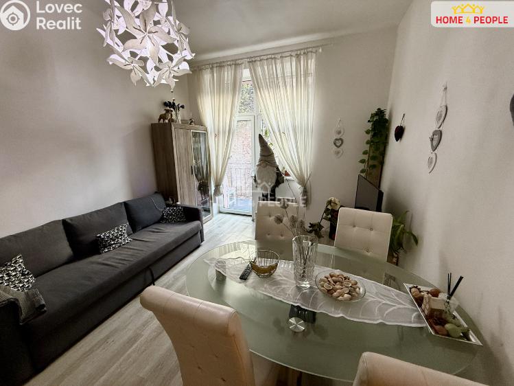 Pronájem bytu 3+KK Praha 8, Sokolovská č. 16