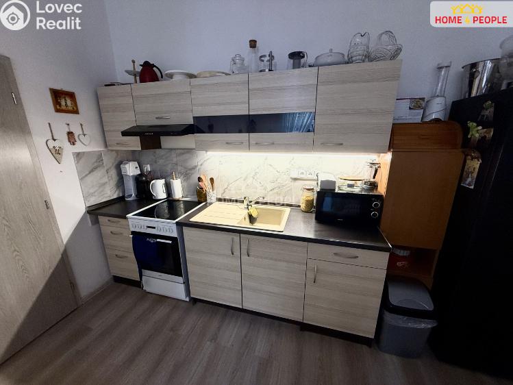 Pronájem bytu 3+KK Praha 8, Sokolovská č. 18