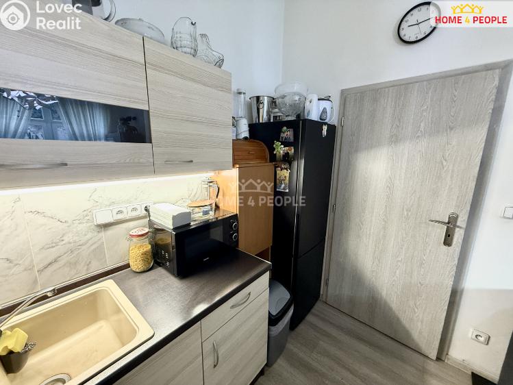 Pronájem bytu 3+KK Praha 8, Sokolovská č. 20