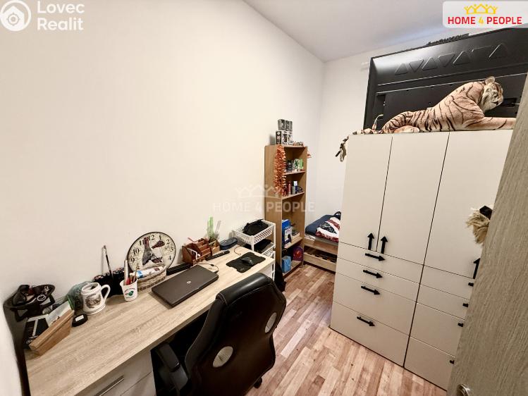 Pronájem bytu 3+KK Praha 8, Sokolovská č. 21