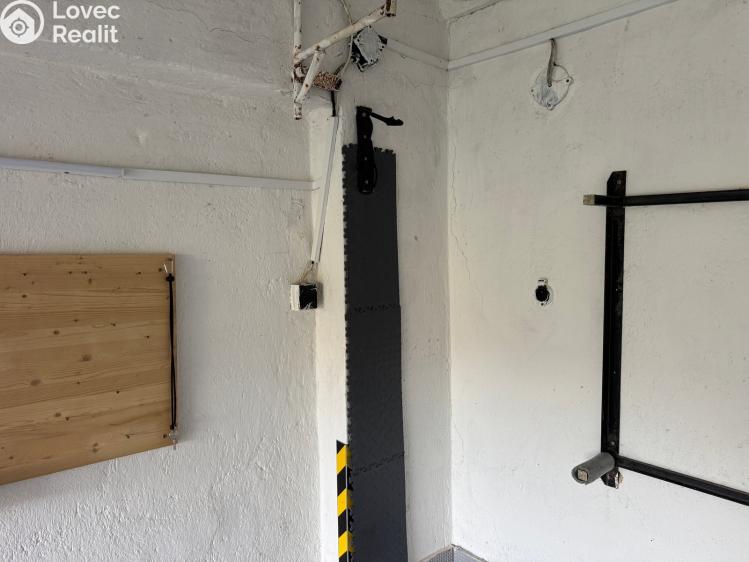 Pronájem garáže Kladno, Litevská 2150 č. 5