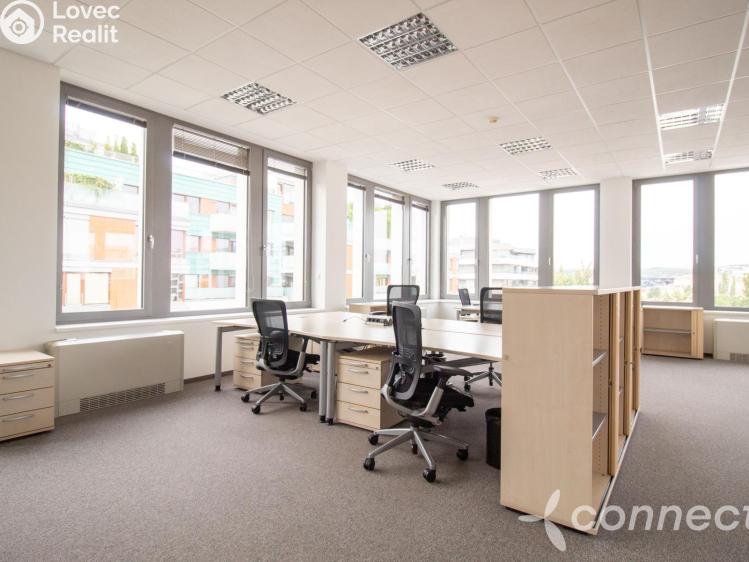 Pronájem kanceláře Praha, Rohanské nábřeží 671/15 č. 4