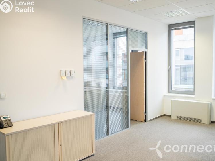 Pronájem kanceláře Praha, Rohanské nábřeží 671/15 č. 5