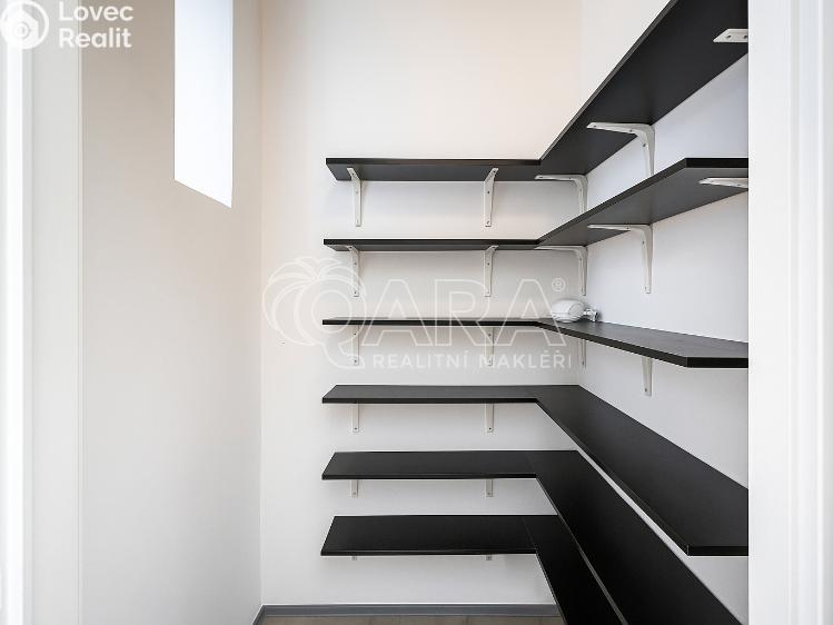 Pronájem kanceláře Praha, Polská 1716/54 č. 16