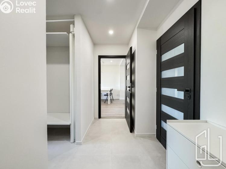 Pronájem bytu 2+KK Praha, Vinohradská 1420/33 č. 13