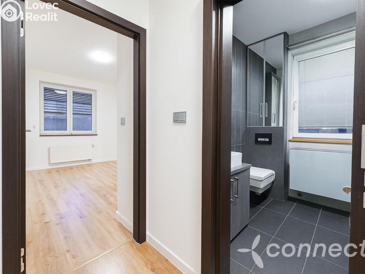 Prodej bytu 3+KK Hostivice, Unhošťská č. 4