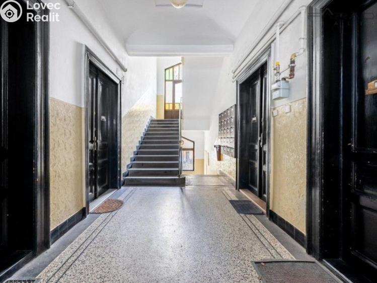 Pronájem bytu 2+KK Praha, Lucemburská č. 10