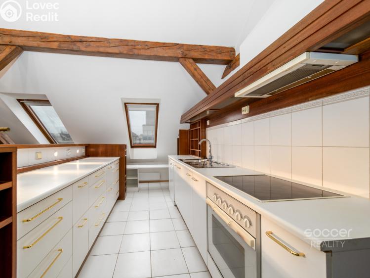 Аренда квартиры 4+KK Praha, Dukelských hrdinů č. 7