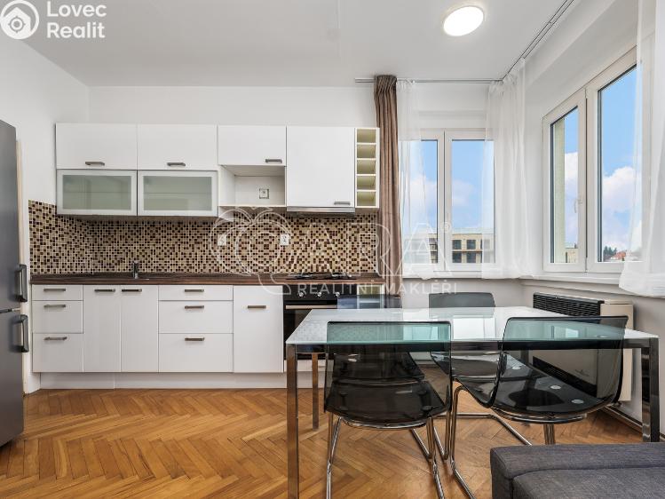 Prodej bytu 2+KK Praha, Patočkova 1405/43 č. 10