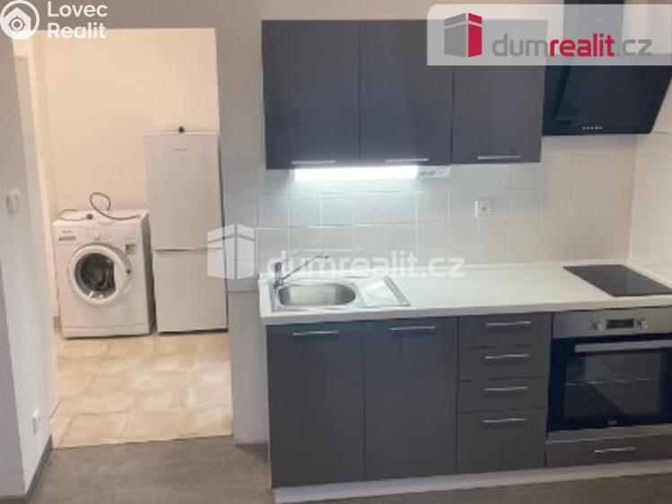 Pronájem bytu 1+KK Krnov, Chářovská č. 3