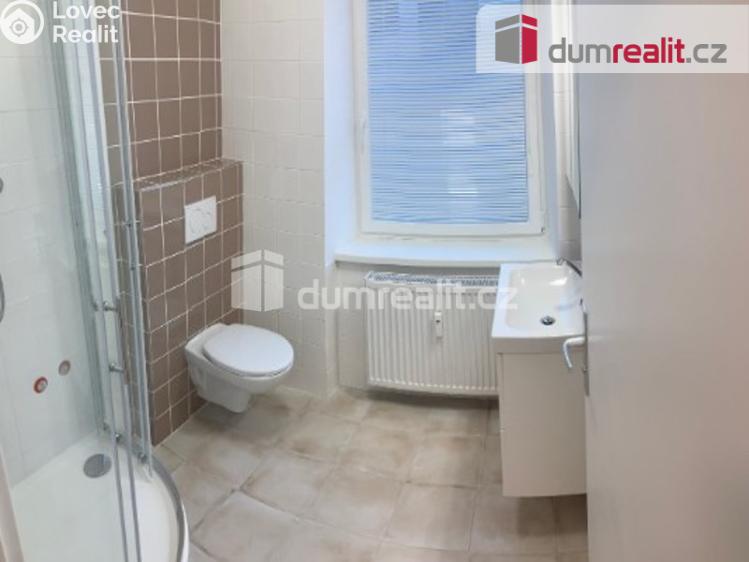 Pronájem bytu 1+KK Krnov, Chářovská č. 4