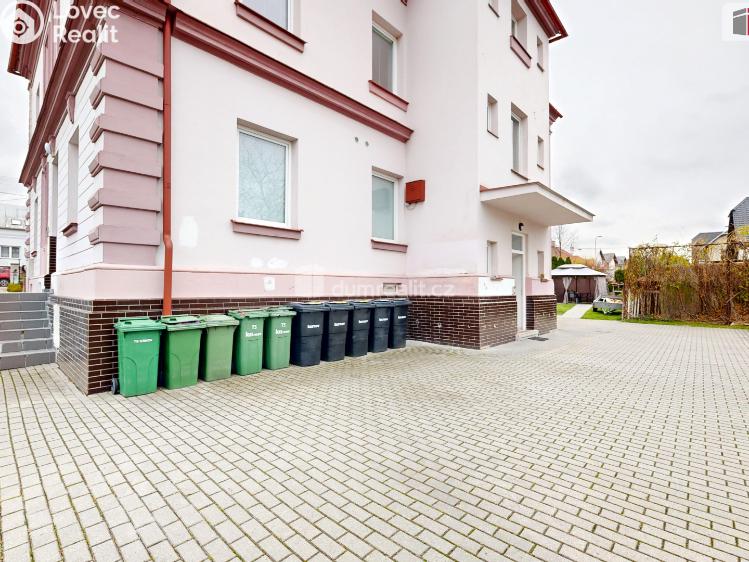 Pronájem bytu 1+KK Krnov, Chářovská č. 8