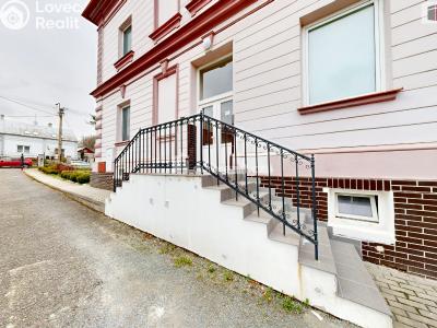 Pronájem bytu 1+KK Krnov, Chářovská č. 2