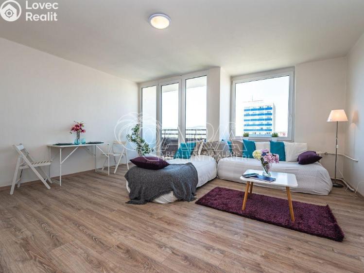 Pronájem bytu 1+KK Beroun, Třída Míru 1280/16b č. 1