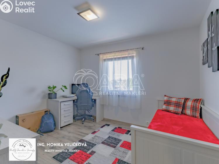 Prodej rodinného domu Dolní Lhota, Na Předměstí 470 č. 18