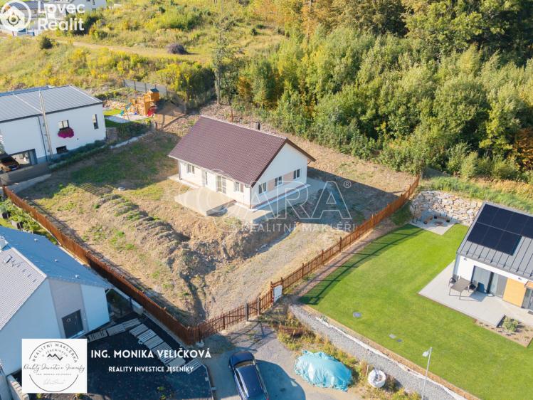 Prodej rodinného domu Jeseník, Modřínová 1440/6 č. 38