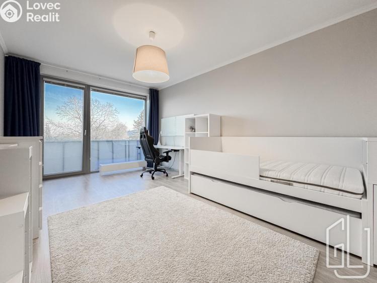 Prodej bytu 4+KK Praha, Kutrovická 1722/4 č. 9