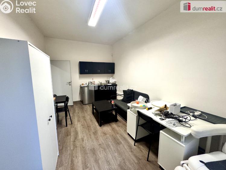 Pronájem obchodního prostoru Praha 2, Bělehradská č. 11