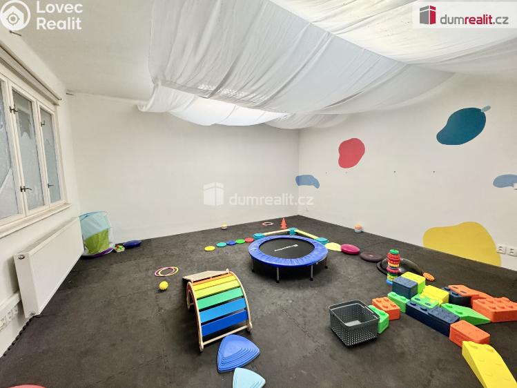 Pronájem obchodního prostoru Praha 2, Bělehradská č. 19