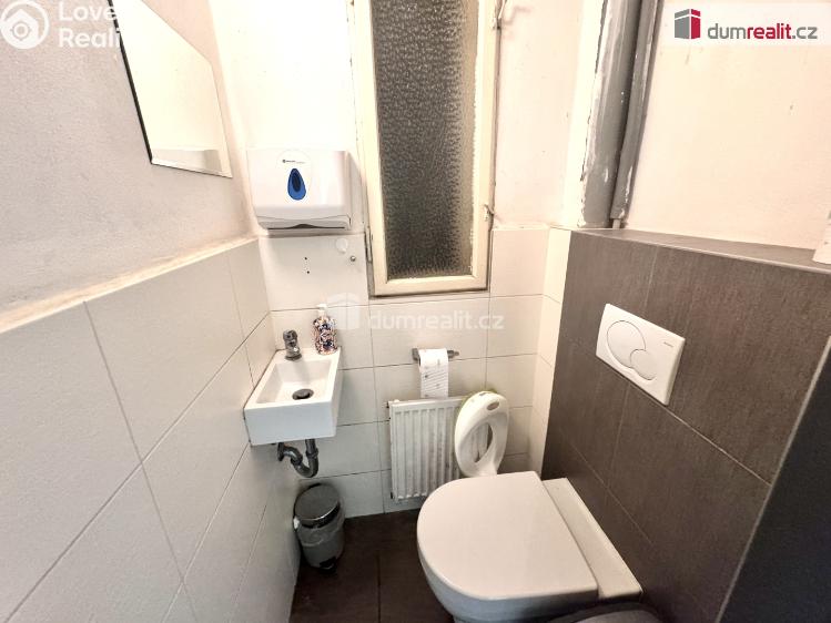 Pronájem obchodního prostoru Praha 2, Bělehradská č. 25