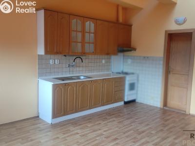 Pronájem bytu 3+1 Velké Meziříčí, Pod Hradbami č. 6