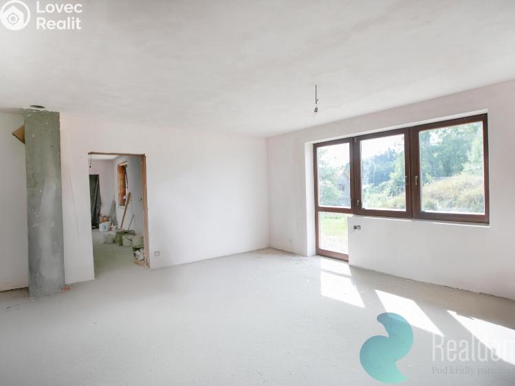 Продаж сімейного будинку Mrač č. 16