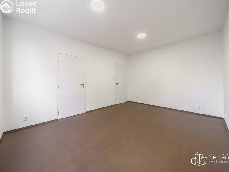 Prodej bytu 3+1 Sokolov, Slavíčkova č. 14