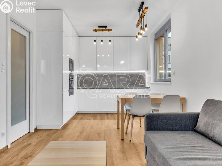 Pronájem bytu 2+KK Praha, Kačírkova 1016/15 č. 1