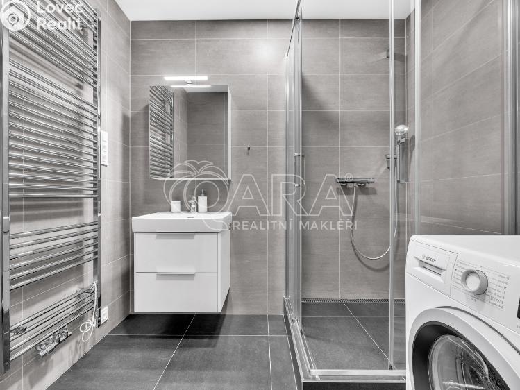 Pronájem bytu 2+KK Praha, Kačírkova 1016/15 č. 3