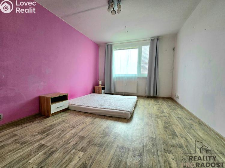 Pronájem bytu 3+1 Znojmo, Pod Soudním vrchem č. 9