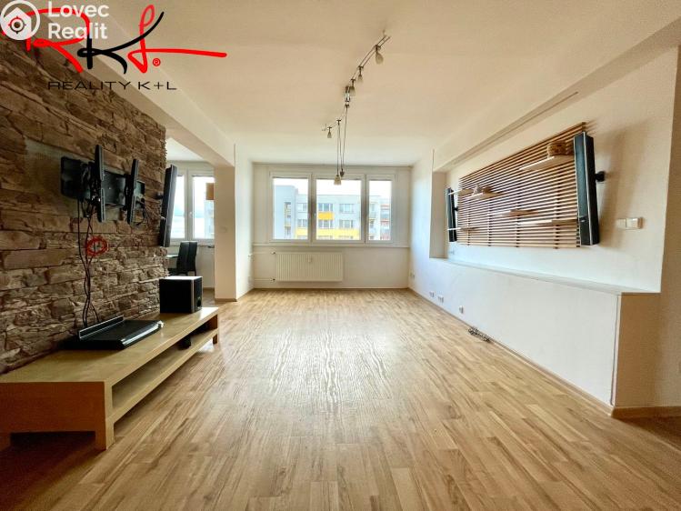 Pronájem bytu 3+1 Mladá Boleslav, U stadionu 893 č. 4