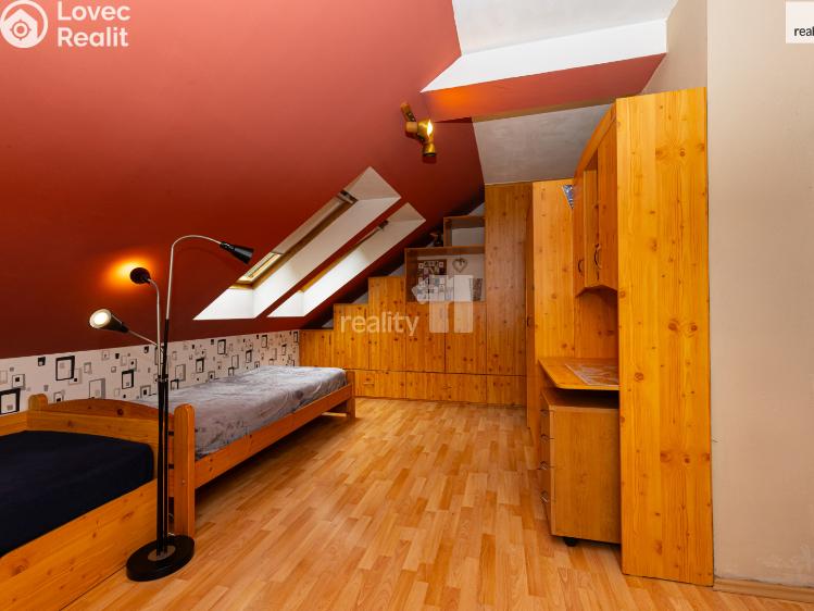 Prodej bytu 3+KK Praha-Suchdol, Kamýcká č. 22