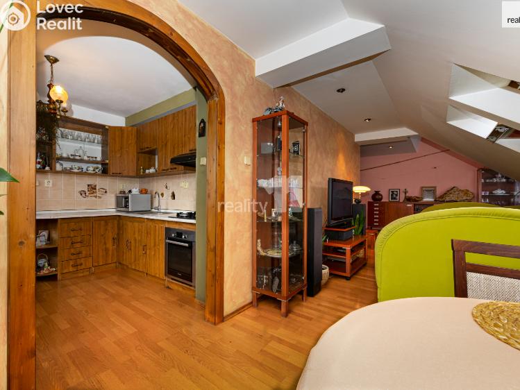 Prodej bytu 3+KK Praha-Suchdol, Kamýcká č. 8