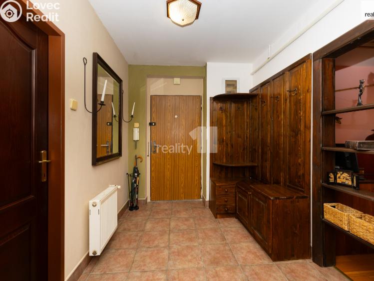 Prodej bytu 3+KK Praha-Suchdol, Kamýcká č. 36