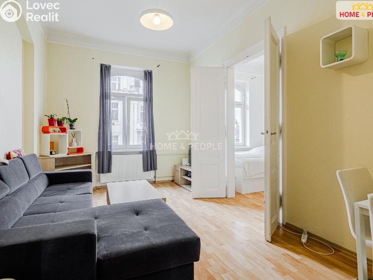 Prodej bytu 2+1 Karlovy Vary, Zeyerova č. 4