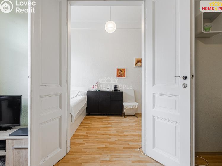 Prodej bytu 2+1 Karlovy Vary, Zeyerova č. 7