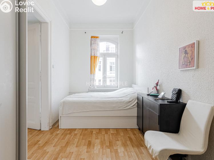 Prodej bytu 2+1 Karlovy Vary, Zeyerova č. 8