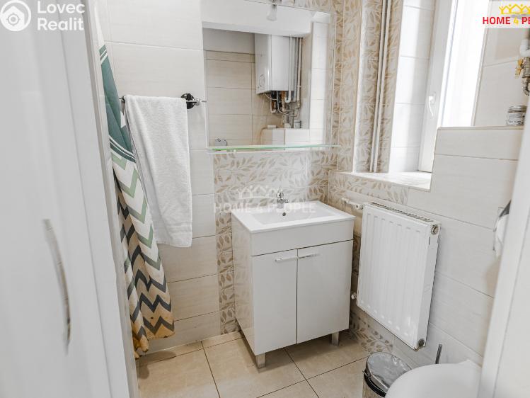 Prodej bytu 2+1 Karlovy Vary, Zeyerova č. 11