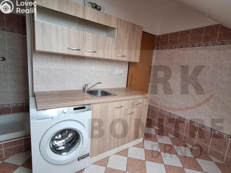 Pronájem bytu 1+1 Rebešovice č. 9