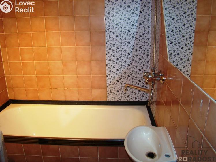 Prodej bytu 2+1 Šumperk, Čsl. armády 2090/24 č. 9