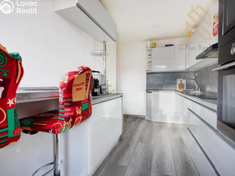 Prodej bytu 3+1 Most, Josefa Ševčíka č. 7